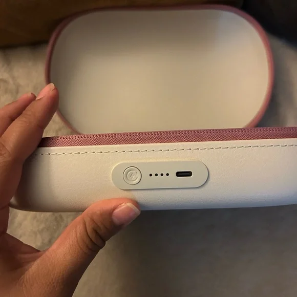 Momcozy air 1 breast pump - Picture 4 of 5